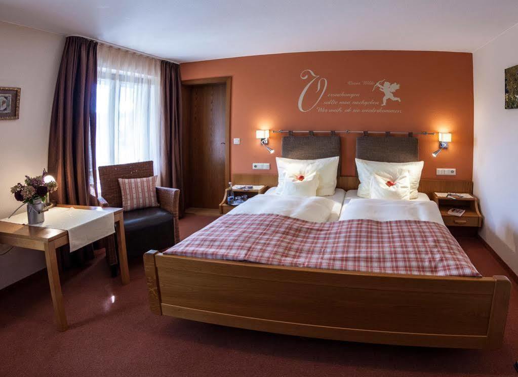 Landhotel Gasthaus Zum Pflug Zell am Harmersbach Extérieur photo