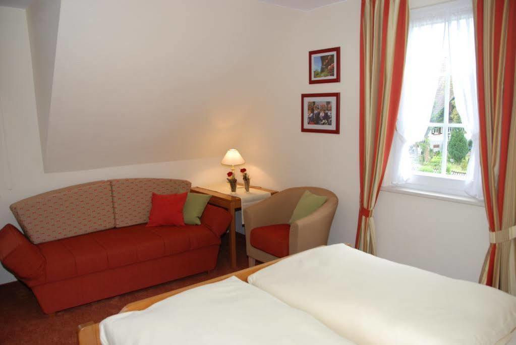 Landhotel Gasthaus Zum Pflug Zell am Harmersbach Extérieur photo